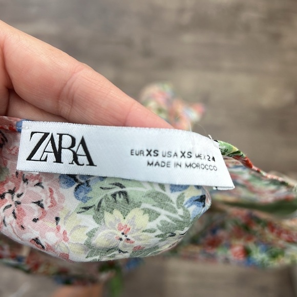 Zara - Bright Colorful Floral One Shoulder Puffed Sleeve Blouse Size XS - Picture 9 of 9